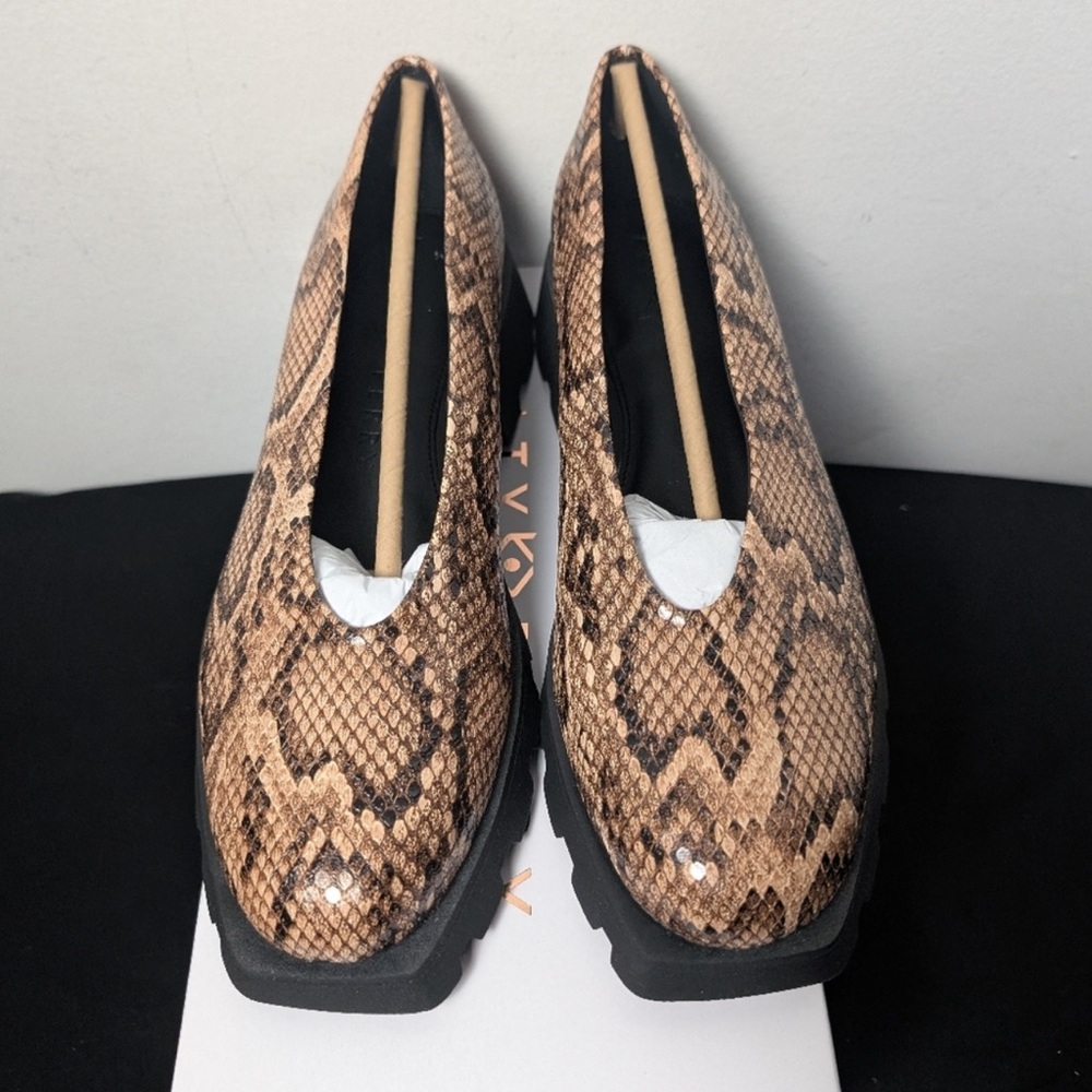 New In Box Katy Perry The Daarling Slip On Loafers Snakeskin Size 11 - Picture 2 of 6